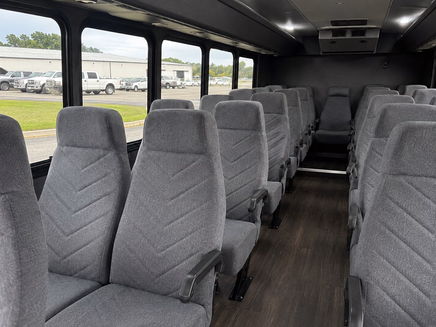 charter buses and party buses to tampa bay buccaneers games at raymond james stadium