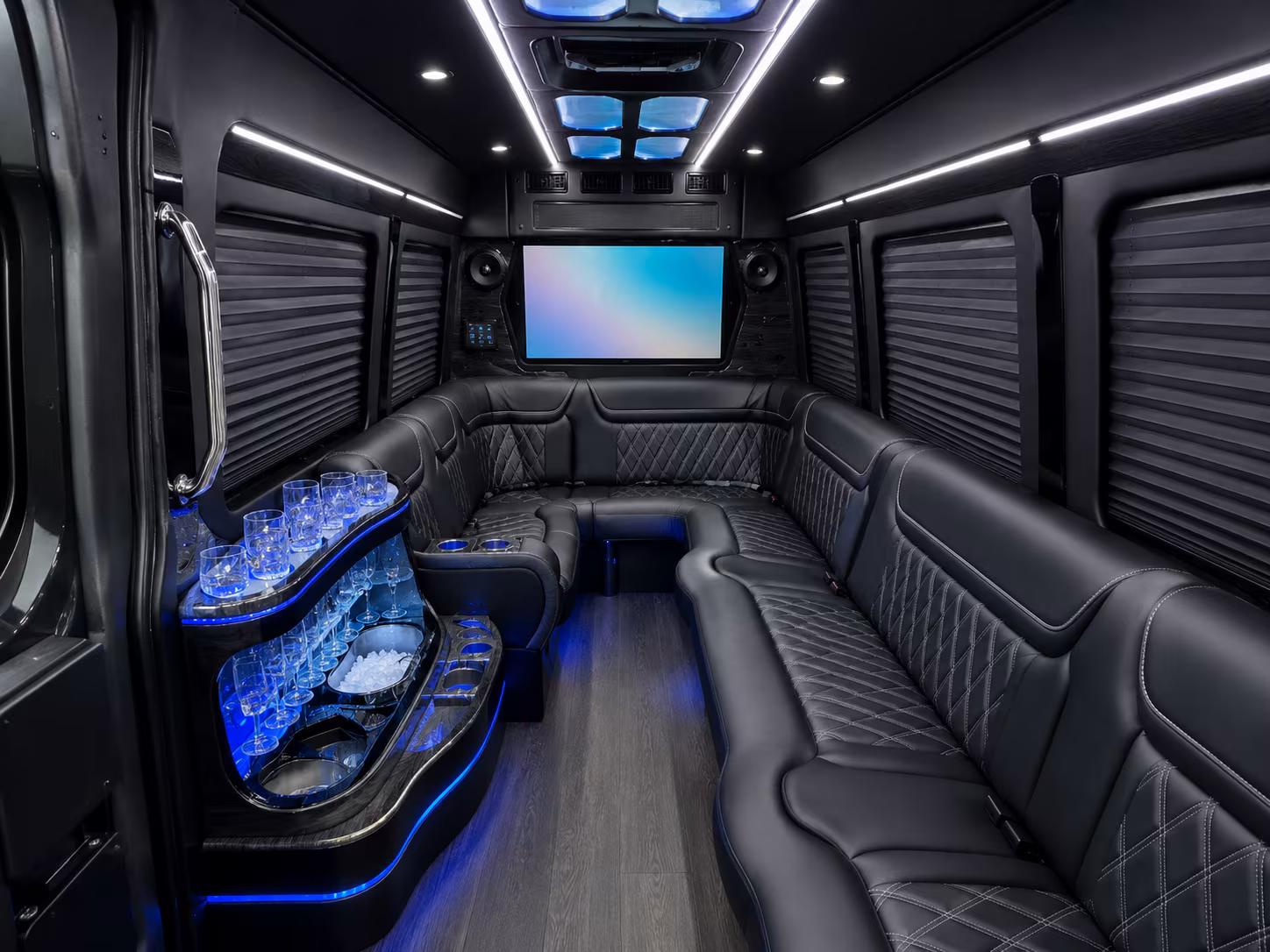 corporate event and convention buses in tampa